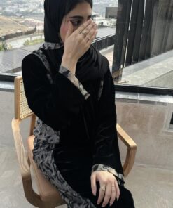 Alternative view of عباية شتوية بكشميري-950