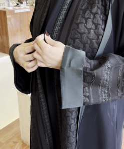 عباية نص كلوش بتدخيلة جاكار فنية-1320